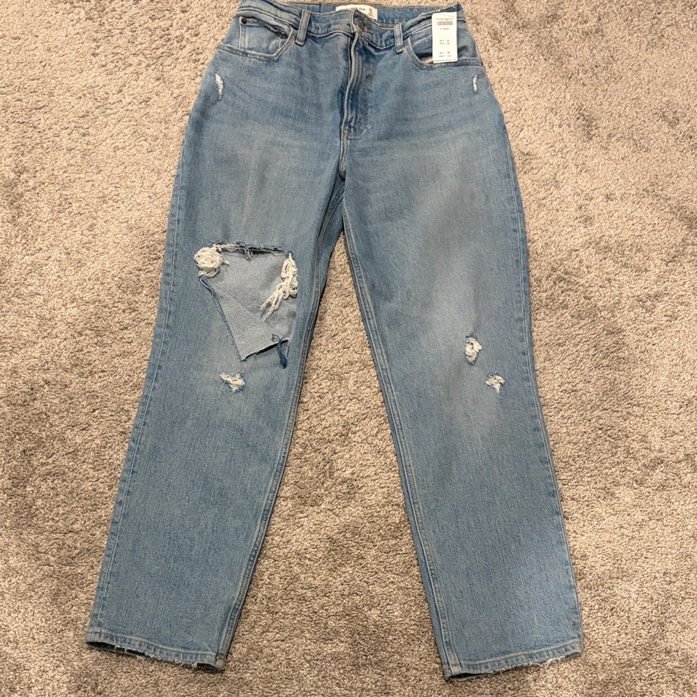 Abercrombie & Fitch Curve Love- The 90’s Straight Ultra High Rise